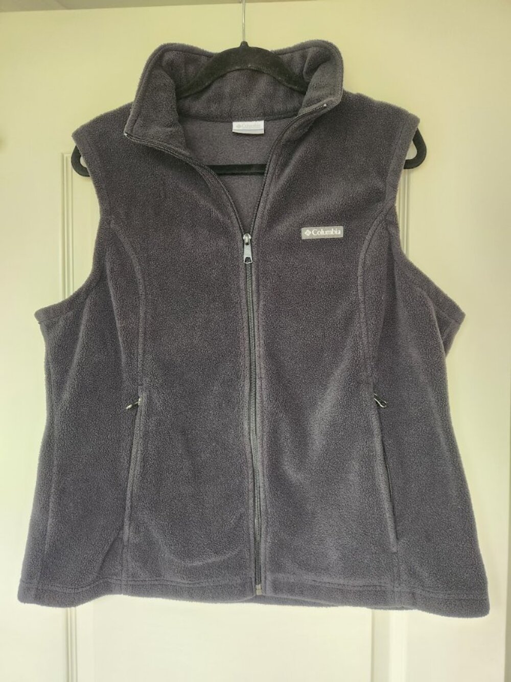 Columbia Black Fleece Vest XL Full Zip Outdoor Gorpcore Layering Piece Hiking